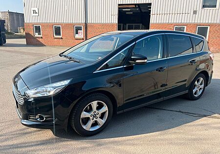Ford S-Max 1,5 EcoBoost Titanium
