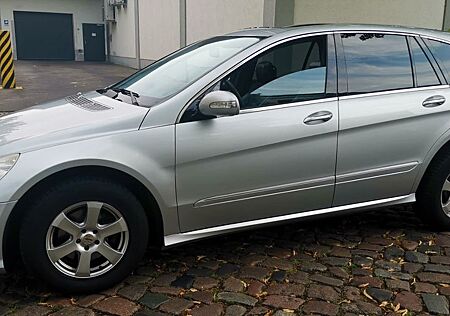 Mercedes-Benz R 300 CDI BlueEFFICIENCY AUTMATIK 7SitzeAHK Navi