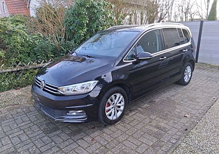 VW Touran Volkswagen 2.0 TDI SCR DSG Highline