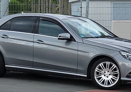 Mercedes-Benz E 200 BlueTEC -