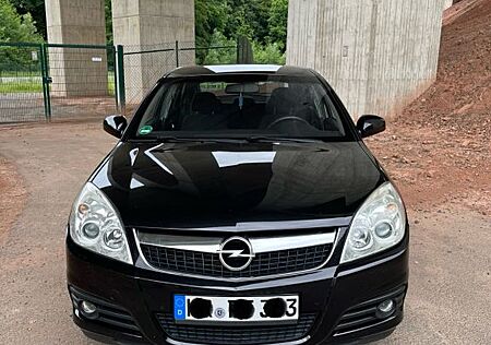 Opel Vectra 2.2 DIRECT Edition Plus MT-6 Edition Plus