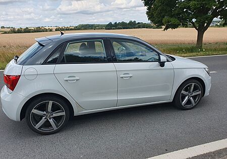 Audi A1 1.6 TDI S line S line