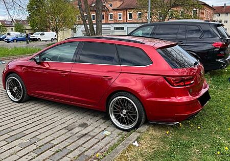 Seat Leon ST 1.8 TSI 180PS. Xcellence DSG .Automatik