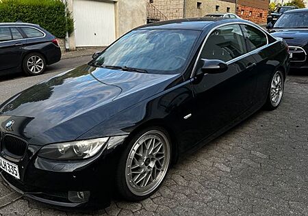 BMW 335i Coupé - TÜV E92