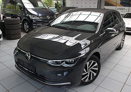 VW Golf Volkswagen VIII Lim./STYLE/EHYBR/DSG/KAME/ASSIST+/IQLE