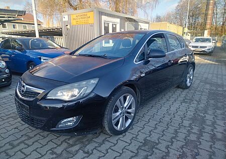 Opel Astra J Lim. 5-trg. Cosmo*1.Hand EURO 5