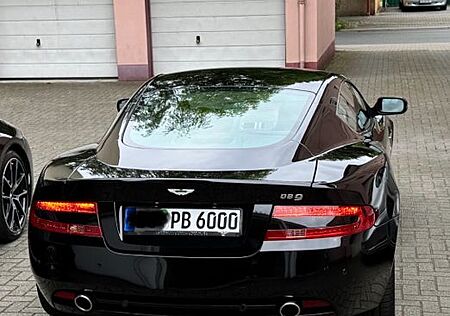 Aston Martin DB9 6.0 Touchtronic - Deutsches Fahrzeug