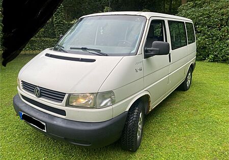 VW T4 Kombi Volkswagen T4 2.5 TDI Syncro DPF TÜV 06/27