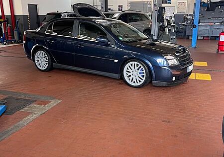 Opel Vectra 2.2 -