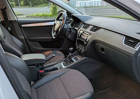 Skoda Octavia 2.0 TDI Combi Elegance, 2.Hand, scheckh.