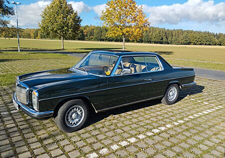 Mercedes-Benz 250