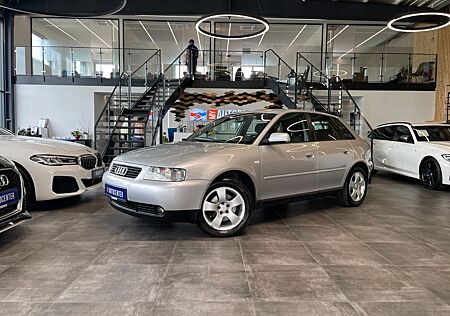 Audi A3 1.8 Attraction *KLIMAAUTOMATIK*SZHZ*TÜV-02/26