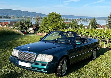 Mercedes-Benz 200