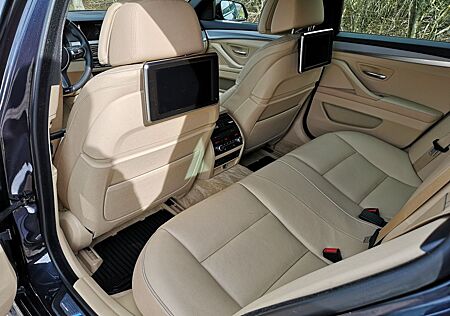 BMW 535xd Touring A - M Sport -M50d- Fond Entertainm