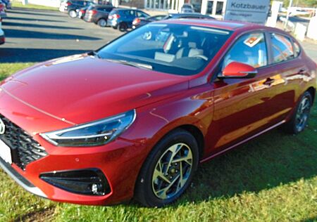 Hyundai i30 Fastback KAM SHZ BI-LED ALU GRA GARANTIE+++