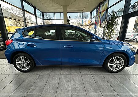 Ford Focus Lim. *erst 16000 km*inkl. 24 Mon. Garantie
