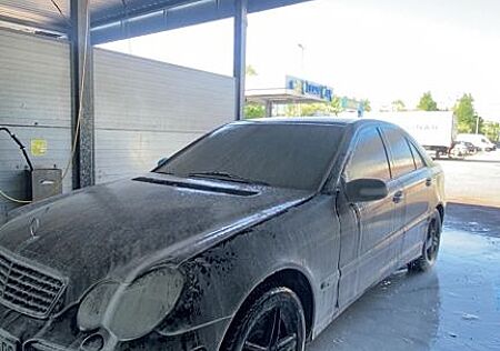 Mercedes-Benz C 240 AVANTGARDE Avantgarde
