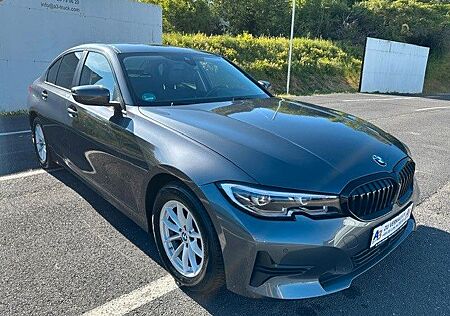 BMW 318 i Lim. G20 Advantage LED Live Cockpit