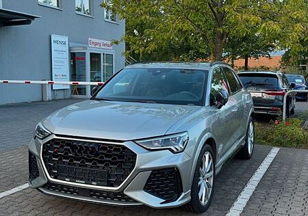 Audi RS Q3 RSQ3 2.5 TFSI Pano Matrix Sport AGA Garantie