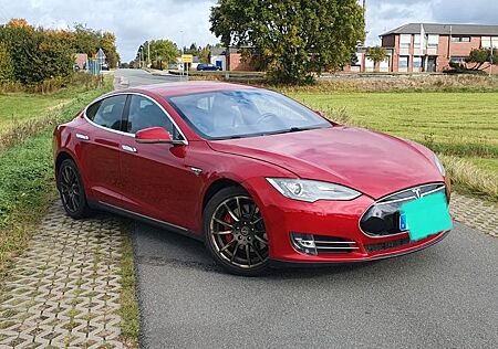 Tesla Model S 85D - Allrad Spotify Auto pilot 22kw Hom