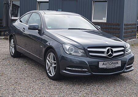 Mercedes-Benz C 220 C -Klasse Coupe FACELIFT NAVI LED TOP