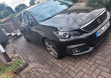 Peugeot 308 PureTech 130 EAT8 Allure SW Allure