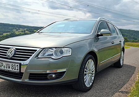 VW Passat Variant Volkswagen 3.2 V6 FSI DSG 4Mot. Highline...