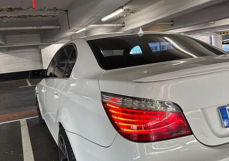 BMW 525xd -