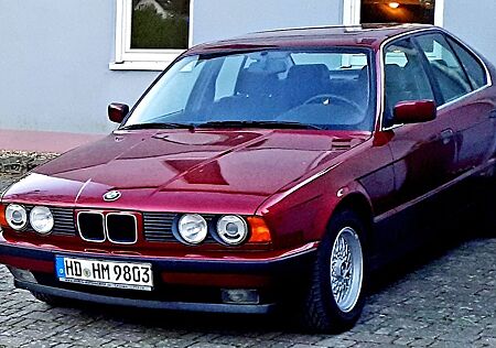 BMW 520 i Automatik - H - Kennzeichen