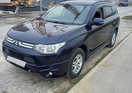 Mitsubishi Outlander 2.2 DI-D TÜV NEU