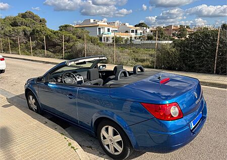Renault Megane Coupé-Cabriolet Dynamique 2.0 16V Dyn...