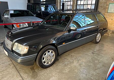 Mercedes-Benz E 320 E 320T Volleder/el.Sitze/Klima/SD/7-Sitzer