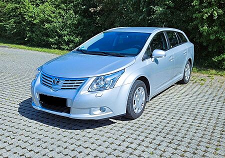 Toyota Avensis 1.8 KLIMAAUT SITZHZNG 1.Hd RENTNER