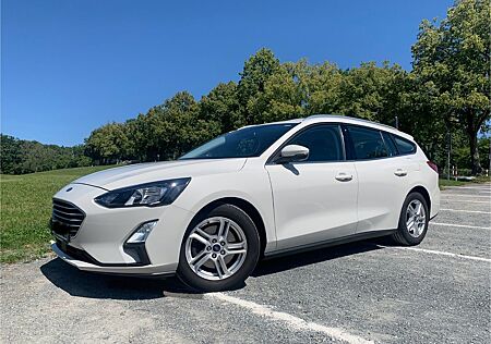 Ford Focus 1,5 EcoBlue 88kW Turnier weiß