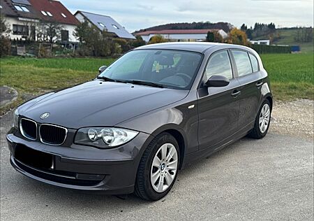 BMW 116i 11/25 AUX / Klima /8 Fach bereift / Sero