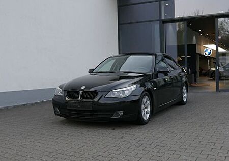 BMW 523iA LCI / PDC / SHZ / Xenon / Navi / HU/AU