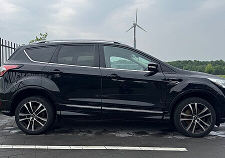 Ford Kuga 1,5 EcoBoost Vignale Automatik, mit TÜV