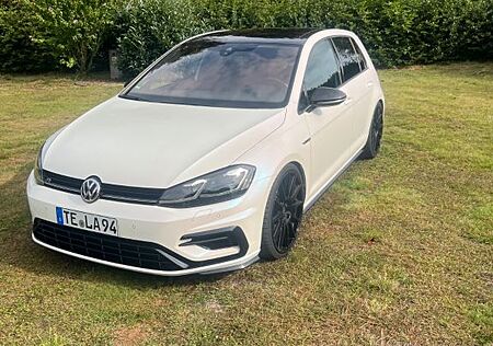 VW Golf Volkswagen 2.0 TSI DSG 4MOTION R