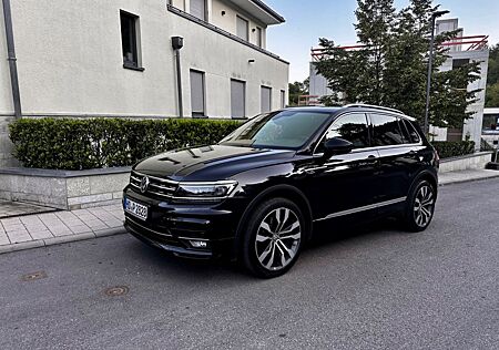 VW Tiguan Volkswagen 2.0 TDI DSG 4Motion /R LINE/LEDER/ACC/AHK