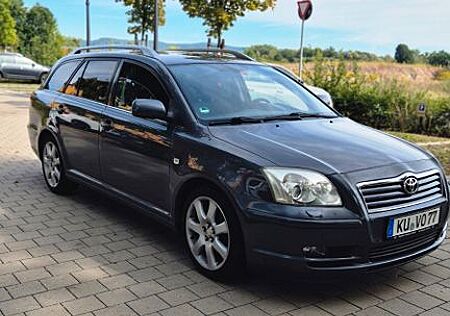 Toyota Avensis Combi Sol 2.0-l-VVT-i Sol