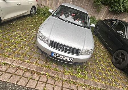 Audi A4 2.0 multitronic -