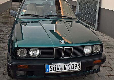 BMW 318i Cabrio mit zusätlichem Hartdach - ohne TÜV