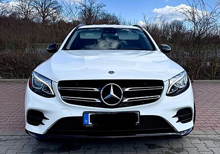 Mercedes-Benz GLC 250 4MATIC AMG Line