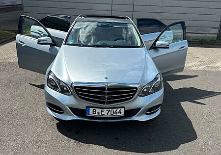 Mercedes-Benz E 350 BlueTEC -