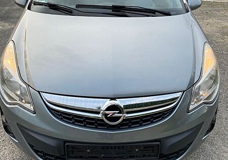 Opel Corsa D 150 Jahre