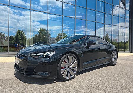 Audi e-tron GT quatt, HUD, Pano, Laser, Massage, Gar