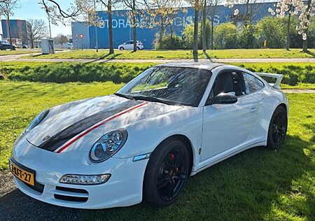 Porsche 997 911 () Carrera 4 Weiß, Schaltgetriebe 6-Gang