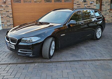 BMW 520d Touring A -