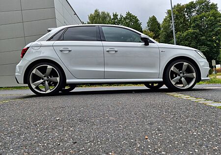 Audi A1 1.4 TDI Sportback -