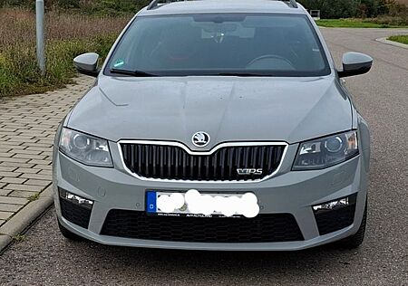 Skoda Octavia 2.0 TDI DSG RS Combi RS